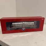 Lionel #1928240 Anheuser Busch Uni-body Tank Car O-scale In Box. Fixed Price $49.99.