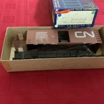 Roundhouse Ho-scale 40 Canadian National Boxcar Kit #1066 Brand New. Fixed Price $20.99.