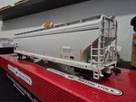 Atlas Master Acf 5800 Hopper Luhx #1021 20007679 Kadee #120 Tangent S-2 Truck. Fixed Price $44.99.