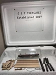 Ho Scale Athearn 50' Santa Fe At&sf # 93302 Flat Car With Stakes Lots Of Loads. Fixed Price $12.50.