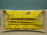 Walthers PS-2CD 4427 Covered Hopper Cnw #932-5703. Fixed Price $9.95.