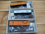Ho Scale Walthers (3CARS) Assorted Freight Kits LOT#4074. Fixed Price $36.95.