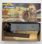 Ho Athearn 1604 Canadian National Refrigerator Car 207902. Fixed Price $14.99.