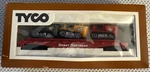 Vintage Tyco Great Northern Ho Scale 351-B Skid Flat With Caterpillars Red. Fixed Price $23.84.