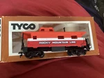 Ho Tyco 327-27 Rocky Mountain Line 40' Caboose Box Excellent. Fixed Price $15.00.