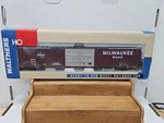 Walthers 932-3513 Pullman Standard 86 Hi Cube Boxcar Door Milwaukee Road 4978. Fixed Price $34.95.