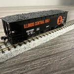 Bluford Shops Scale 73552 3-BAY Offset Side Hopper Illinois Central Nib. Fixed Price $29.99.