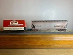 Atlas #1403-1 N.y.c. Acf 4650 3-BAY Centerflow Hopper Car #8896756 WEATH.1/87. Fixed Price $34.99.