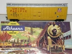 Athearn Ho 1342 Union Pacific #461153 Outside Braced Box Car 50'. Fixed Price $14.99.