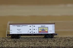 Micro Trains 40' Wood Reefer Z Scale 518 300-2. Fixed Price $21.56.