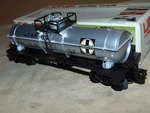 Lionel 9321 Santa Fe Single Dome Tank Car + Box. Fixed Price $15.00.