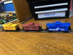 Ho Scale Rr 3 Caboose Train Cars Life Like- Union Pacific -santa -conrail. Fixed Price $6.97.