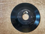 1952 Mint-exc Eddy Arnold-a Heart Full Of Love/don't Rob Another Man's Castle 45. Fixed Price $7.46.