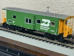 Burlington Northern - Bay Window Caboose Ho Scale W/interior Platinum New. Fixed Price $89.95.