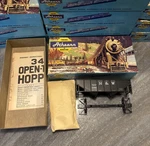 Vintage Scale Athearn 34 Railroad N. & W. Ribbed Side Hopper #5444 Kit. Fixed Price $8.99.