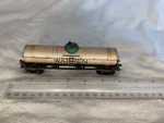 Athearn 1576 Ho Scale 40' Sd Tank Wrnx 4805 Warren Petroleum Kadee's Pre-owned. Fixed Price $16.14.