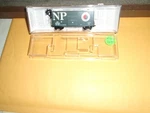 Micro Trains #10100010 40' Hy-cube Box Car Northern Pacific #np 659999. Fixed Price $20.00.
