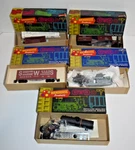 Vintage Set 5 Roundhouse Products - Railroad Car Kits Scale. Fixed Price $34.95.