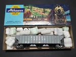 Scale Athearn/custom Csw 9023 Lewis Grain Co. 54' 3-BAY Covered Hopper. Fixed Price $19.95.