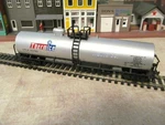 Ahm #5297D Thermice 50' Transit Heated Tank Car Liquid CO2 Utlx #85780 Ho Scale. Fixed Price $8.78.