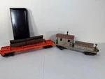 Lionel Operating Log Dump Car 16636 & Vintage Lines Caboose Lot W/ Box. Fixed Price $40.00.