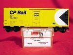 Mtl 74010 Cp Rail 40' Plug Door Box Car W/o 'pac-man' #165204'NEW' N-scale. Fixed Price $33.95.