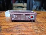 Scale Micro Trains 22040 40' Standard Box Car Northern Pacific #8719 - Nib. Fixed Price $14.99.