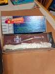 Roundhouse 1222 Santa Fe Atsf 50' Sliding Door Box Car Kit 13298 Sealed Nos. Fixed Price $15.40.