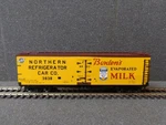Atlas 20002006 Ho Scale Borden's 40' Wood Reefer Road #3838. Fixed Price $29.69.