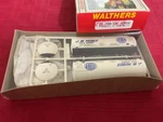 Walthers Ho-scale 40 J.m. Huber Tank Car Kit #932-5159 Brand New!!. Fixed Price $26.99.