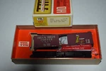 Ho Scale Train Miniature 8060 Hills Bros Coffee 40' Single Door Boxcar C36450. Fixed Price $19.99.