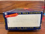 Roundhouse - Scale 1433 Ace Hi Feed Covered Hopper 101. Fixed Price $17.50.