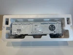 Mth 70-78044 One Gauge Reefer Car Bnsf 793462. Fixed Price $75.00.