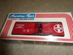 Vintage Scale American Flyer Santa Fe Red Box Car 4-9700 Mib. Fixed Price $26.00.