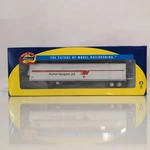 Athearn Ho 53' Utility Reefer Trailer ATH28486 Market Transport Ltd.. Fixed Price $44.95.