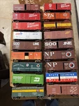 Scale, 18 Athearn/roundhouse 40 Single/double Door Box Cars - Knuckle Couple. Fixed Price $175.99.