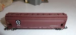 Vintage Scale Bachmann Santa Fe 301489 Covered Center Flow Hopper Car. Fixed Price $19.00.