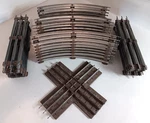 Lionel 027 Gauge Rail Track 33 Pc Lot / 21 Curved 11 Straight Cross Over. Fixed Price $29.99.