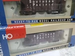 Walthers Ballast Hoppers X 3 Southern Pacific. Fixed Price $70.79.