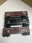 Lionel Scale 6464 Boxcar Set Of Three 6-19250, 6-19274, 6-29215. Fixed Price $30.00.