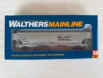 Walthers Mainline 60' 5150 3 Bay Up Covered Hopper #90600. Fixed Price $37.00.