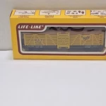 Ho Scale Life-like 8460 Cattle Car New Open Box. Fixed Price $8.98.