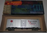 Athearn Ho Scale 40' Southern Pacific 163985 'overnight' Box Car With Kadees. Fixed Price $11.99.