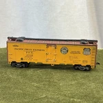 Ho Train Pacific Fruit Express Ventilated Refrigerator Car # 45698 Vintage 1950S. Fixed Price $14.72.