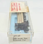 Atlas 2281 Scale Southern Pacific Bulkhead Flat Car Lumber Box Two Guys Store. Fixed Price $16.50.