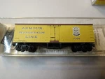 Micro-trains 58530 36' Wood Sheath Ice Reefer, Armour 7306 Ln W/box. Fixed Price $12.99.