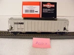 Intermountain 4785 Cuft 3-BAY Covered Hopper Ns #641107. Fixed Price $47.00.