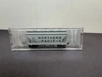 Micro Trains Scale 09200232 Covered Hopper Northern Pacific 75052. Fixed Price $24.99.