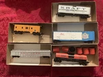 Lot Of 5 Vintage Athearn Blue Box Ho Scale Freight Cars - Kraft, Gulf, Milwaukee. Fixed Price $48.88.