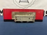 Atlas New Haven #117015 PS-2 Covered Hopper Car 1814. Fixed Price $24.99.